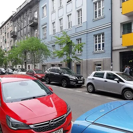 Self Check - In Topolowa Ideal Location Next To Main Rail, 10 Min To Main Square By Foot 아파트